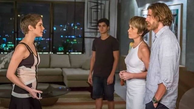 "A Lei do Amor": Letícia chama Pedro de Pai e o mocinho vai aos prantos