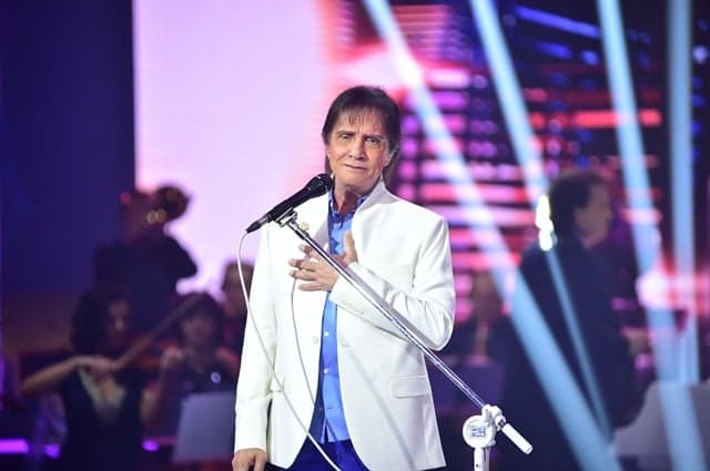 Amigo de Gloria Perez, Roberto Carlos fez música especialmente para "A Força do Querer"