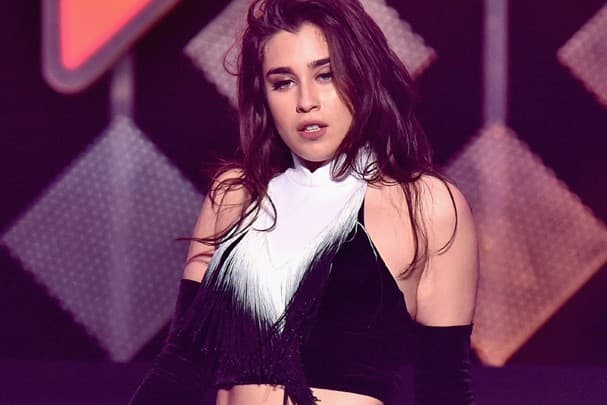 Flagrada com maconha, integrante do Fifth Harmony é detida em aeroporto