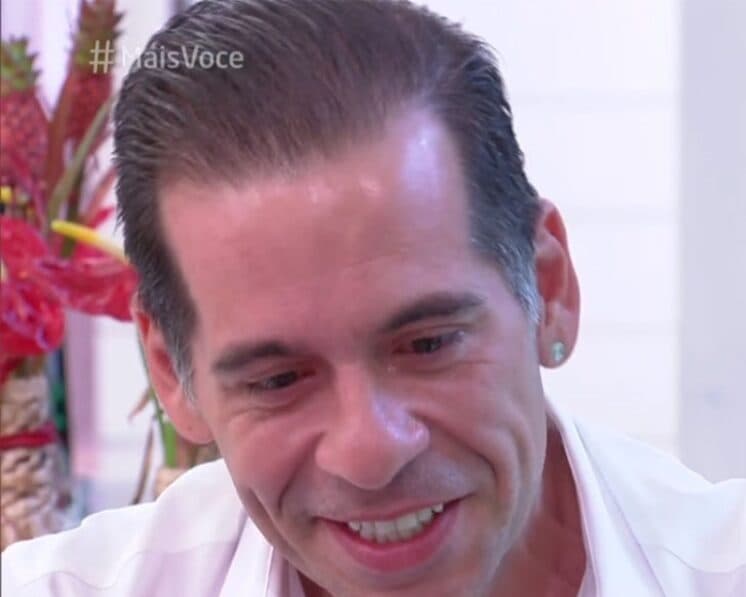 Leandro Hassum surpreende com corpo musculoso em fotos sem camisa: ‘Muito Orgulho’