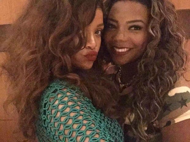 "Rihanna me chamou de cheirosa", conta Ludmilla