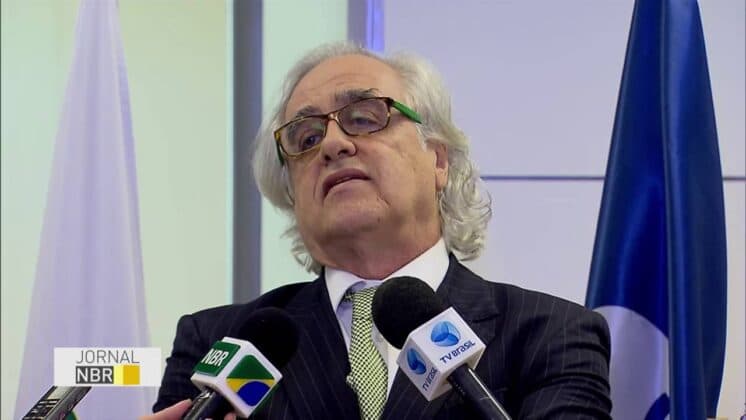Presidente da TV Brasil afirma que Leda Nagle deu show com demissão