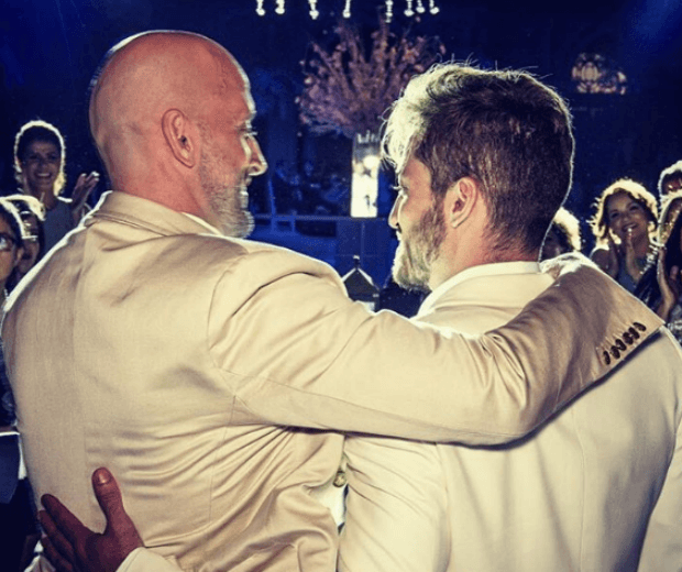 Paulo Gustavo e marido festejam um ano de casados com declarações de amor na web