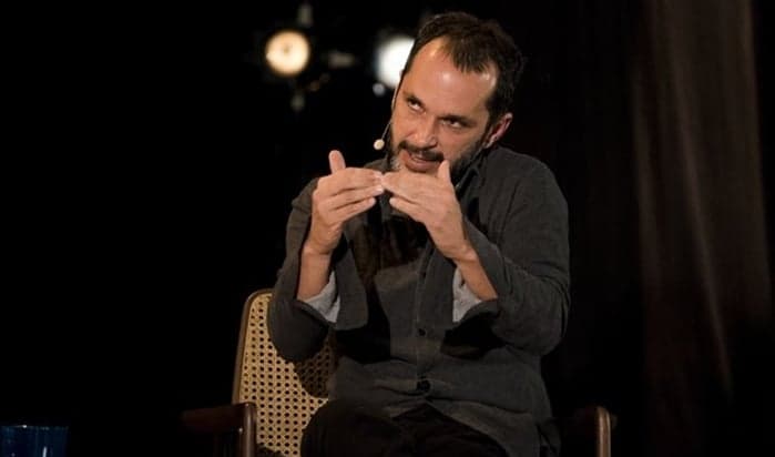 Em alta na Globo, diretor José Luiz Villamarim é o último entrevistado da temporada do "Ofício em Cena"