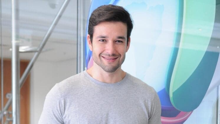 Sérgio Marone vai mal em testes para o "Hoje em Dia" e preocupa a Record