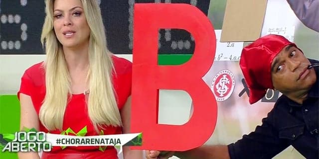 Renata Fan não se controla e cai no choro durante apresentação do "Jogo Aberto"