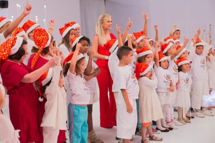 Eliana receberá elenco de "Carrossel" e "Chiquititas" em especial de natal