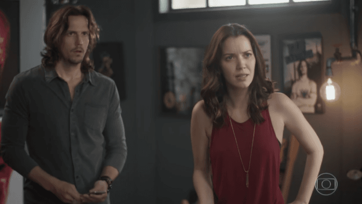 "Rock Story": Gui invade delegacia para evitar depoimento de Júlia