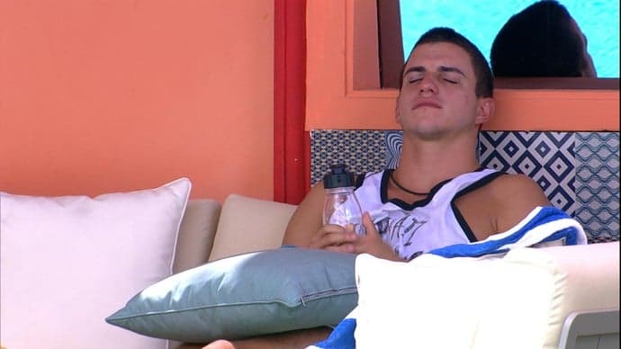 Saiba o motivo do participante Manoel, do "BBB 17", ter se tornado evangélico