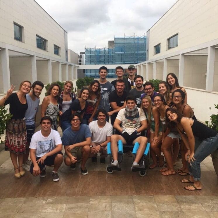 Após acidente, filho de William Bonner homenageia amigo ferido