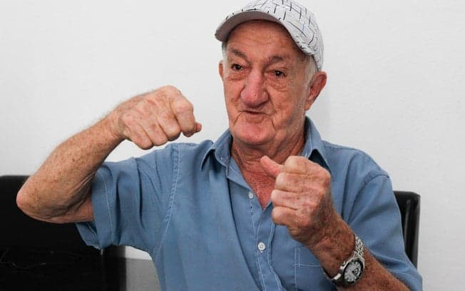 Ignorado pelo "JN", Russo recebe homenagem de Faustão