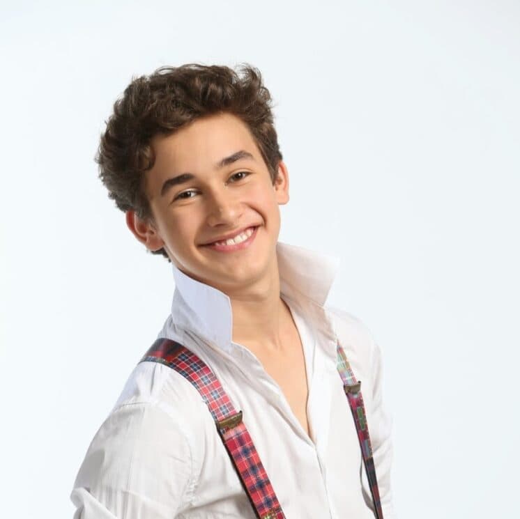 Ator de "Chiquititas" é assaltado após tirar foto