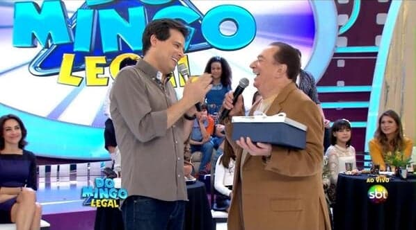 Silvio Santos provoca reviravolta no SBT, renova com Raul Gil e mantém "Domingo Legal"