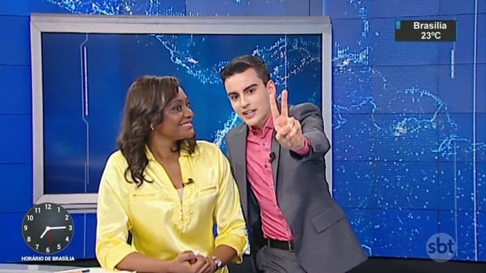 Dudu Camargo deixa Joyce Ribeiro desconfortável durante o "SBT Notícias"; assista