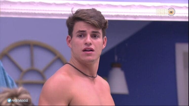 "BBB17": Antônio fica irritado com acusação de Rômulo