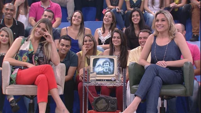 Fernanda Gentil brinca com Fernanda Lima após pergunta sobre sexo: "Estou indo"