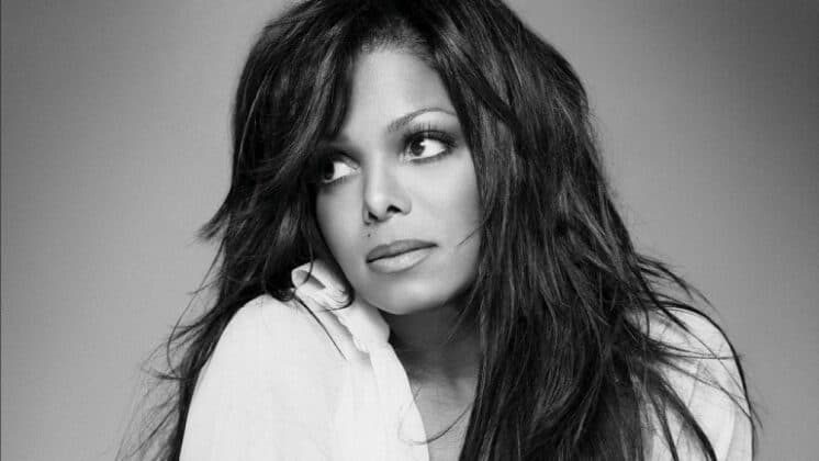Irmã de Michael Jackson, Janet Jackson, dá à luz o seu primeiro filho, aos 50 anos