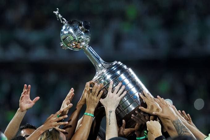 Esporte Interativo busca parceria com a Record e o SBT para tirar Libertadores da Globo
