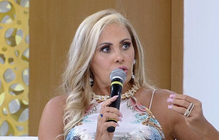 Ângela Bismarchi abandona o carnaval: "Eu gostava sim, mas agora sou outra pessoa"