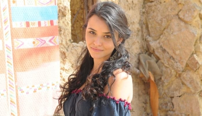 Escalada para novela da Record, atriz troca a emissora pela Globo
