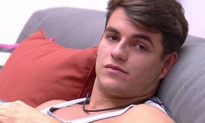 Gêmeo do "BBB", Antônio já foi notícia em programa policial da Record