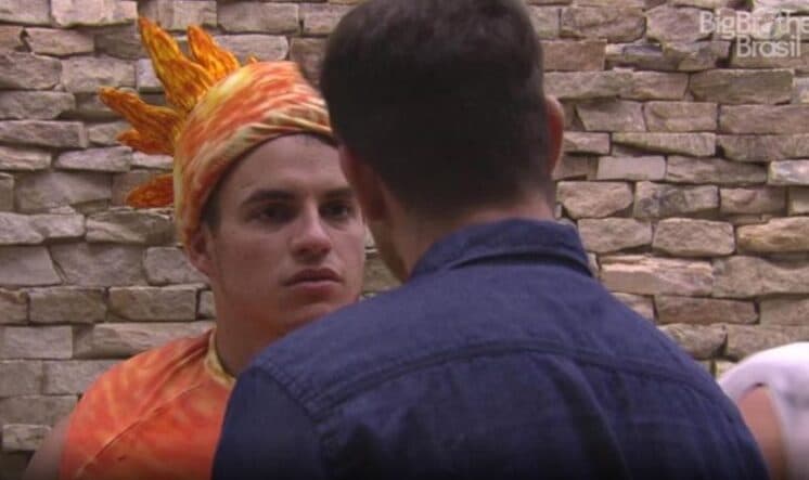 "BBB 17": "Ele é um filho da p***", comenta Antônio sobre Marcos