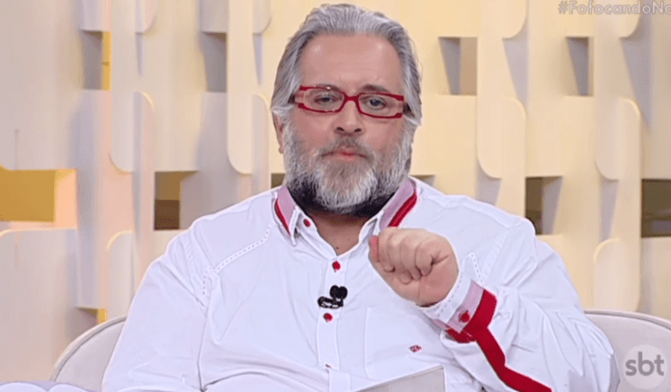 SBT anuncia fim do "Fofocando" e estreia de novo programa à tarde; veja programação