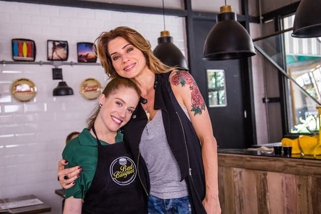"Sol Nascente": Lenita se aproxima de Flavinha após saber que ela é adotada