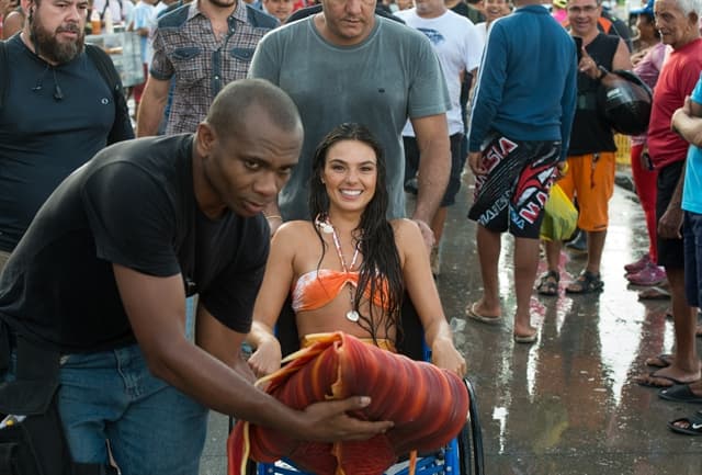 http://tvfoco.uai.com.br/wp-content/uploads/2015/05/Daniela-Mercury.jpg