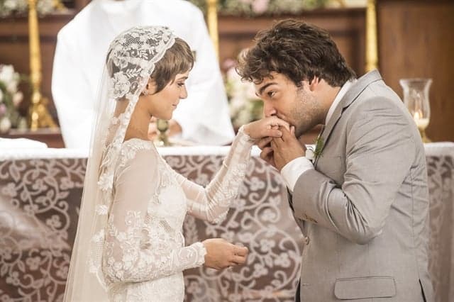 Equipe de "A Lei do Amor" levou três dias para gravar casamento de Letícia e Tiago; saiba detalhes