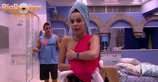 Em poucas horas, Mayla e Manoel mostram tudo e nudes tomam conta do "BBB17"