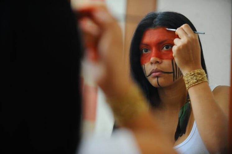 Índia que sofreu estupro em "Dois Irmãos" revela: "Passei por isso"