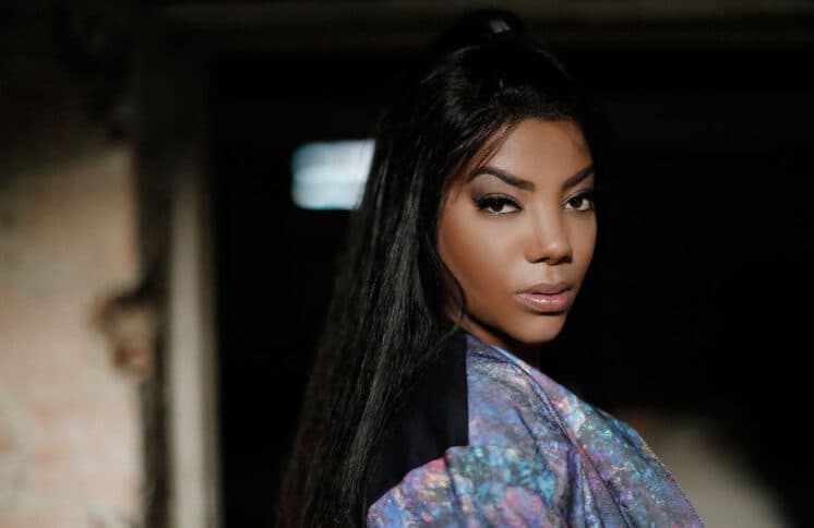 Em show, Ludmilla é ironizada e chamada de "Kátia"