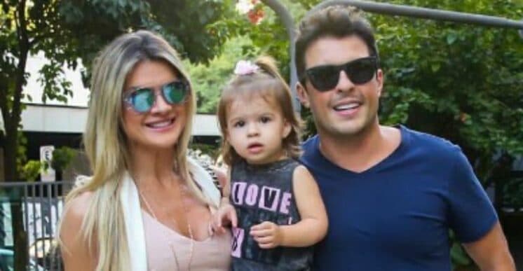 Mirella Santos passa Ano Novo longe da filha e rebate críticas na web