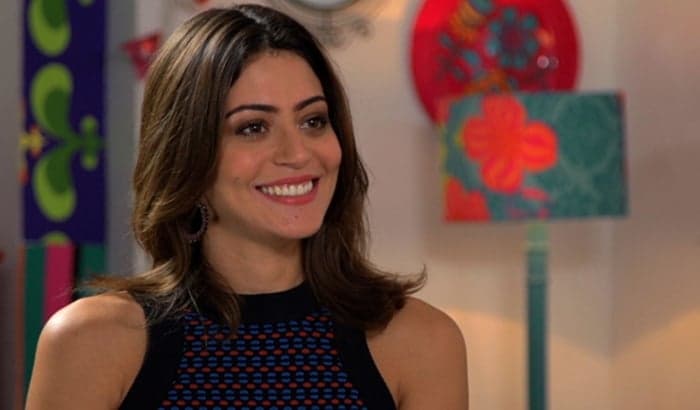 Grávida, Carol Castro deixa elenco de próxima novela das 23h e dá lugar a Maria Casadevall