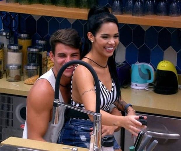 "BBB 17": Rejeitada, Mayara ganha título de mais odiada na web