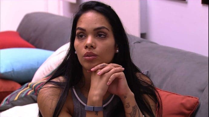 "BBB17": Indicada ao paredão, Mayara dispara: 'Eles mexeram com a pessoa errada'