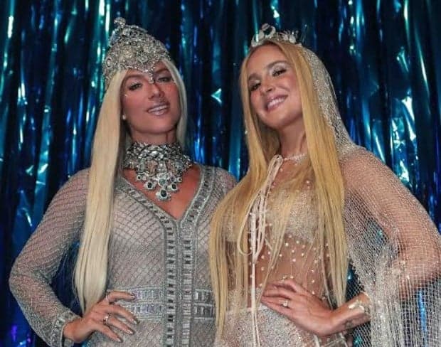 Claudia Leitte perde tapa-sexo e Thayla Ayala arma flagra com ator internacional