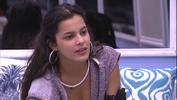 "BBB 17": Emilly é criticada após dizer que está pronta para atuar e citar Grazi Massafera