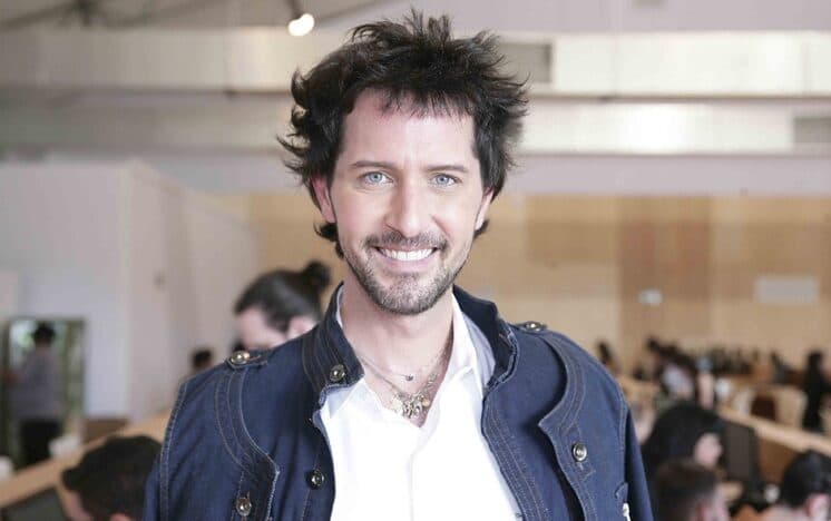 Apresentador do SBT, Arlindo Grund se torna professor universitário