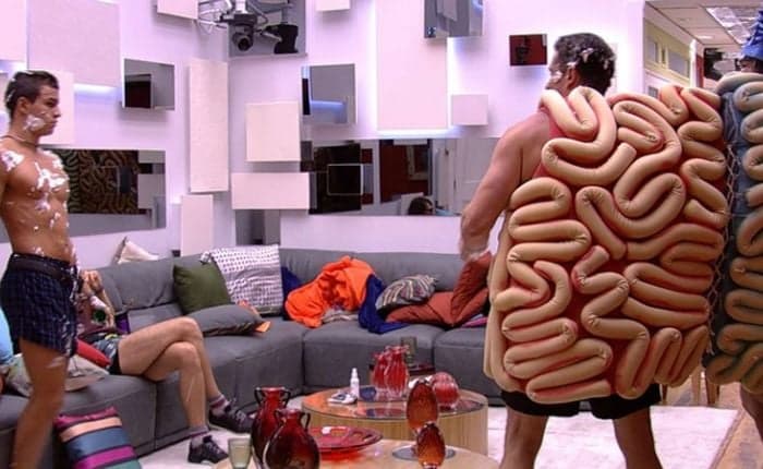 "BBB17": Confira vídeos da briga entre Manoel e Marcos
