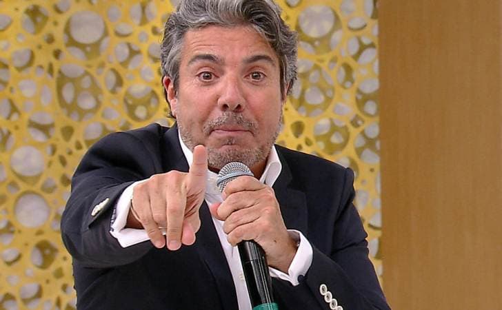 João Kléber anuncia parceria com a Netflix e deixa dúvidas no ar