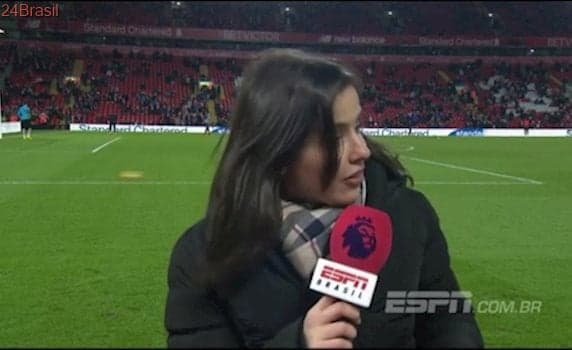 Repórter da ESPN Natalie Gedra leva bolada ao vivo e se assusta; veja