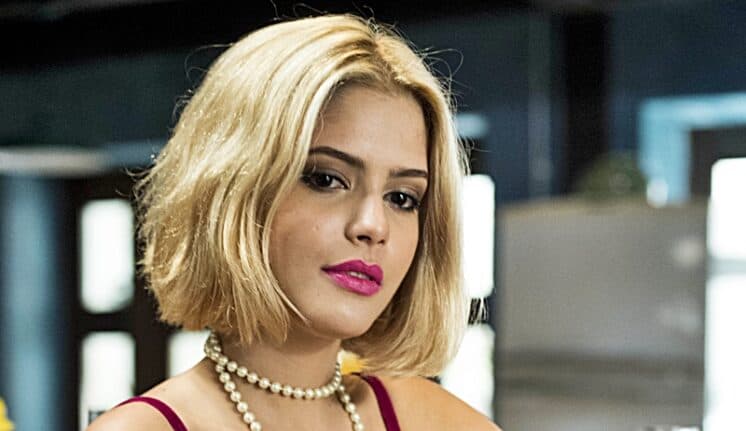 Atriz de apenas 18 anos perderá muitos quilos para fazer portadora de HIV em novela das 23h