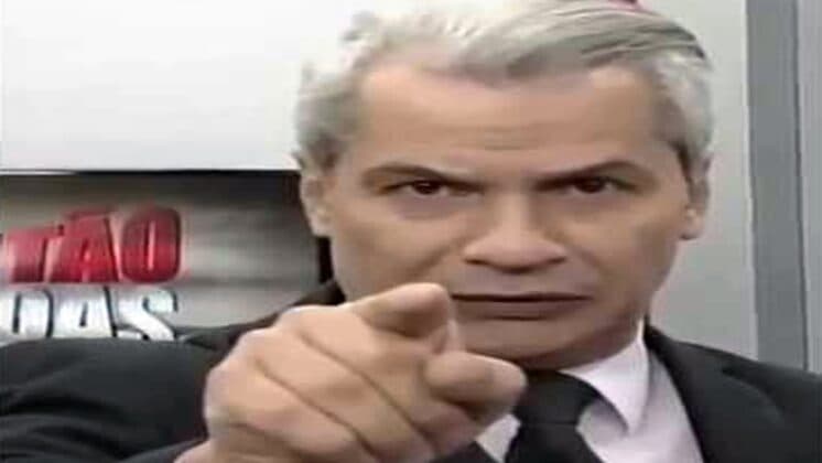 Apresentador que jogou praga em usuários de droga lança carreira musical; veja