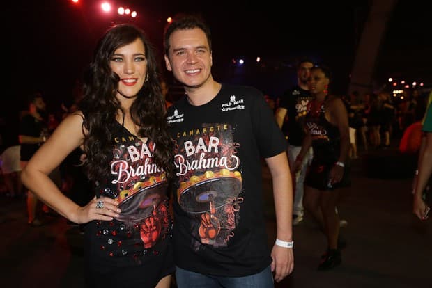 Durante o Carnaval, Adriana Birolli anuncia casamento para o ano que vem