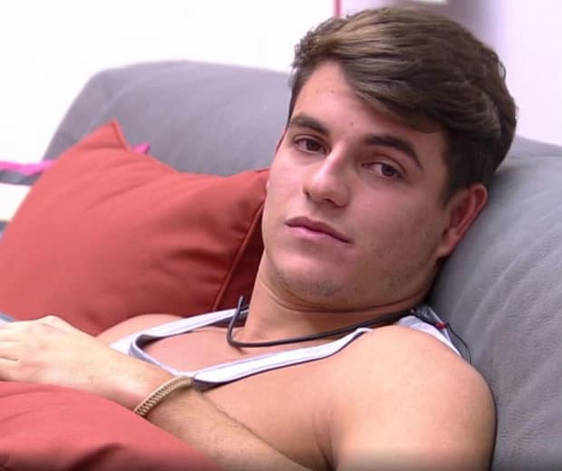 "Estou há 50 dias sem sexo", revela Antônio, do "BBB 17"