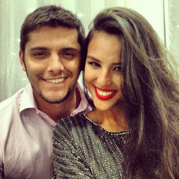 Yanna Lavigne "choca" ao fazer revelação sobre atual relacionamento com Bruno Gissoni na Globo