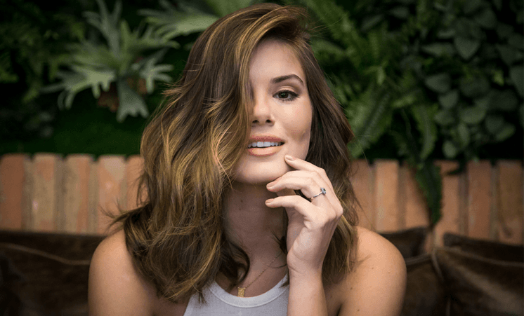 Morre o pai de Camila Queiroz, Sérgio Queiroz