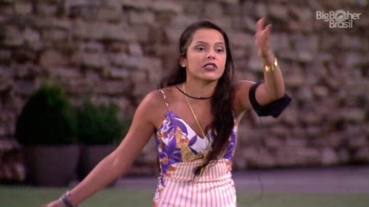 "BBB17": Emilly perde o Raio X e coloca culpa em Roberta